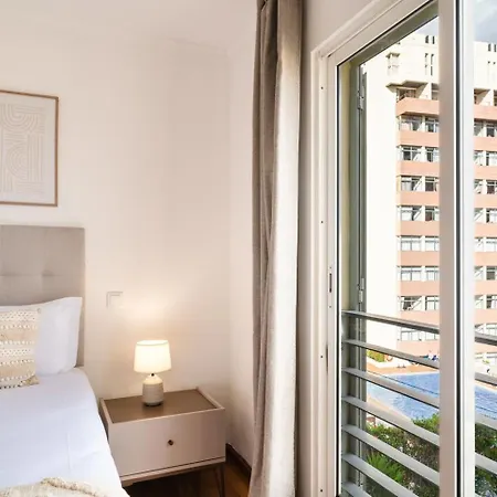 شقة Guestready - Scenic In The Heart Of *